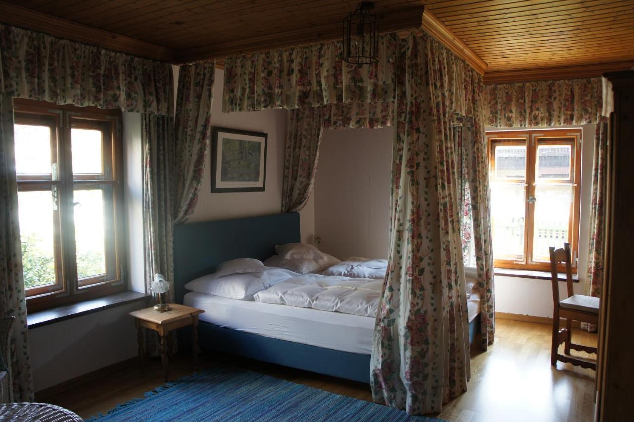 Hotel Schwarzer Adler Erlangen Eksteriør billede