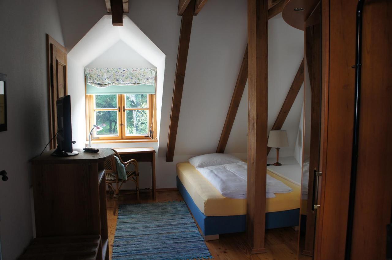 Hotel Schwarzer Adler Erlangen Eksteriør billede