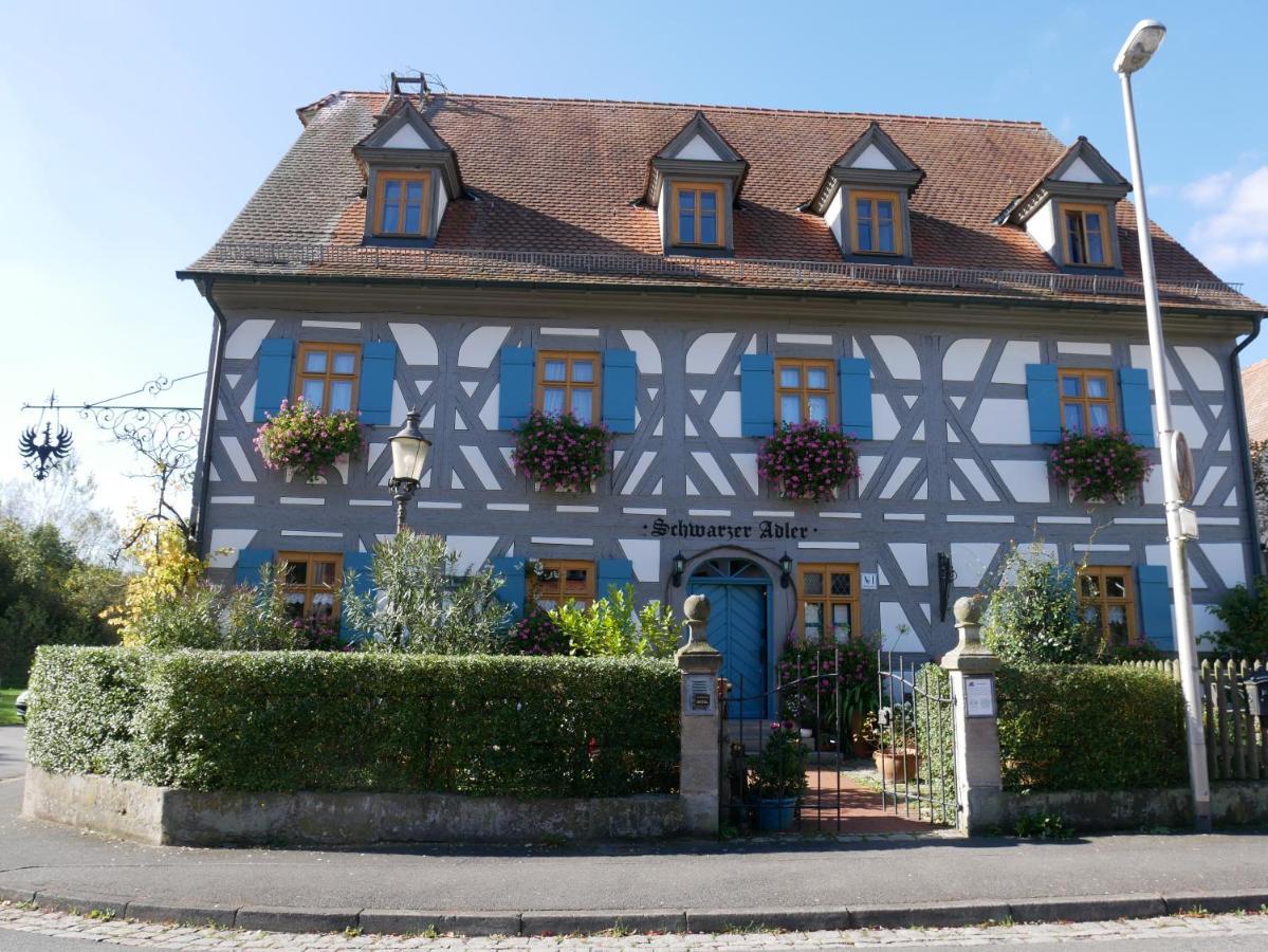 Hotel Schwarzer Adler Erlangen Eksteriør billede